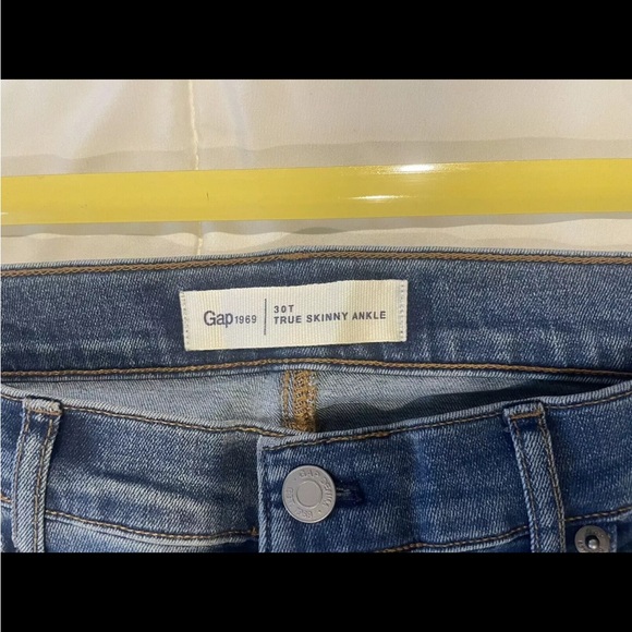 Women's Gap True Skinny Ankle Jeans - size 30/10 tall - Picture 5 of 7